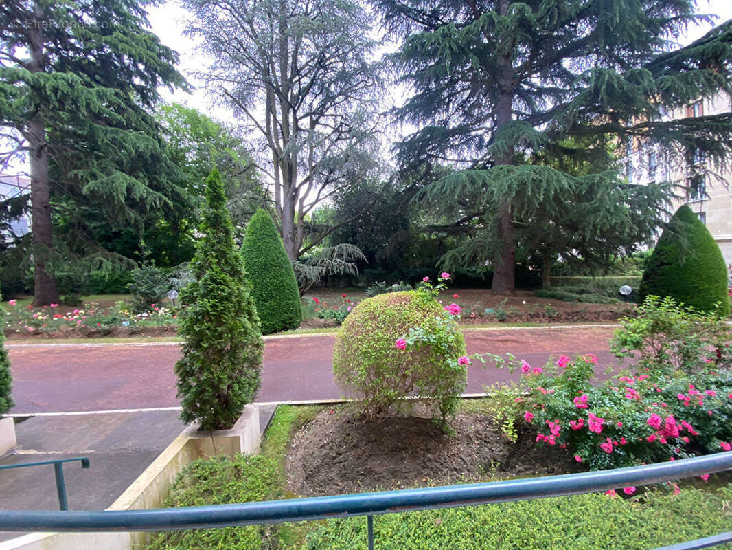 Appartement à ENGHIEN-LES-BAINS