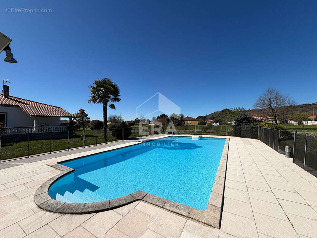 Maison à LESCURE-D'ALBIGEOIS