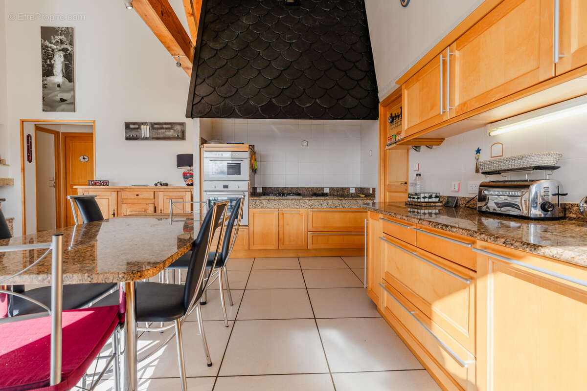 Maison à LES ANGLES