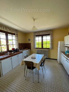 Maison 90 m² à L'epine  - photo 4