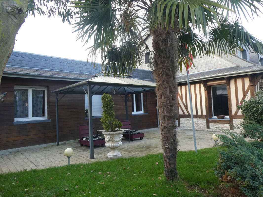 Maison à BEUZEVILLE