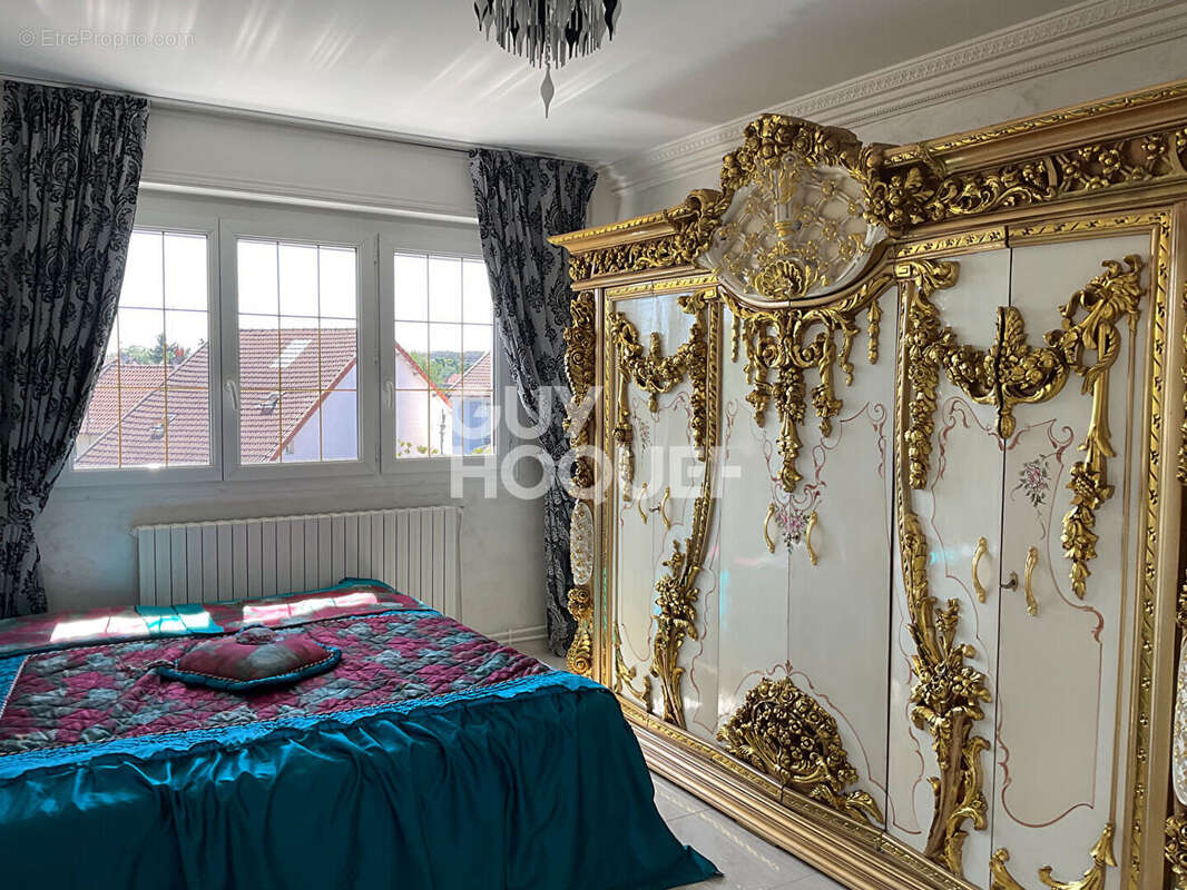 Maison à LE BLANC-MESNIL