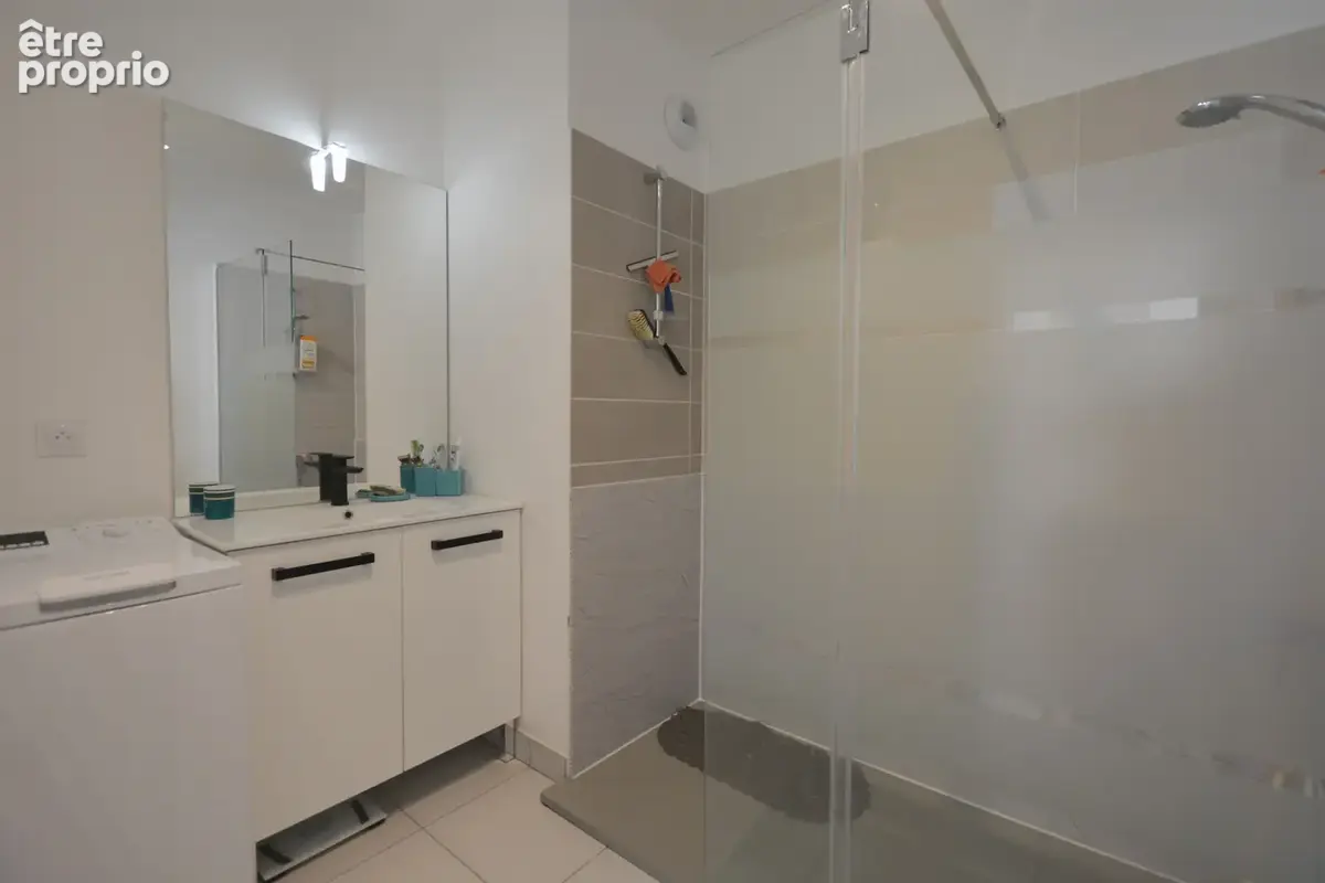 Appartement t4 - terrasse - garage double a cluses - photo 10