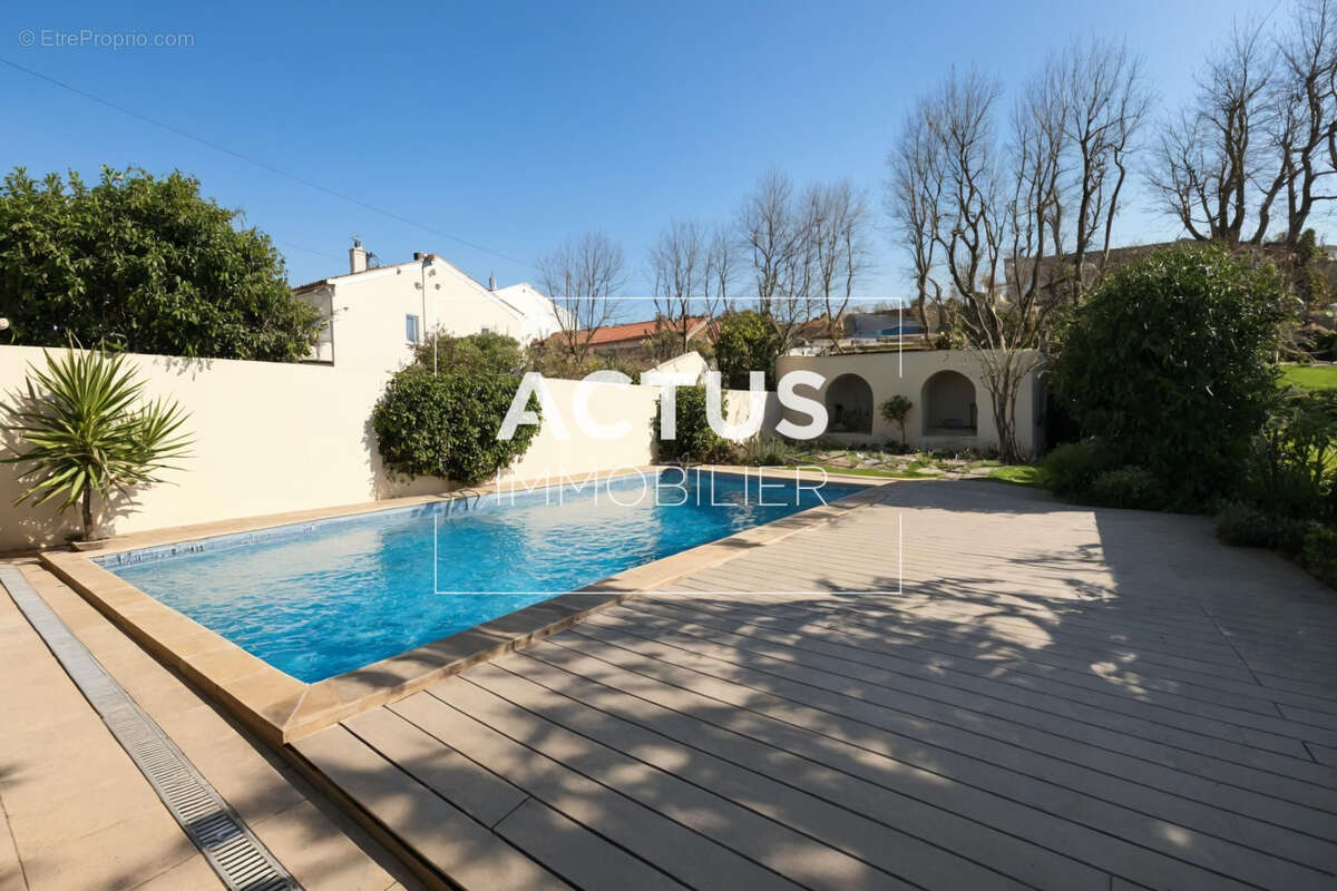 Maison à SALON-DE-PROVENCE