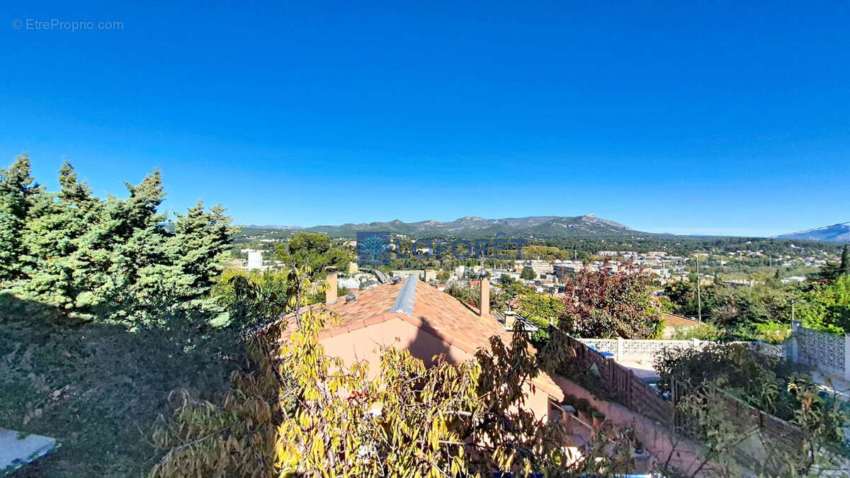 Maison à MARSEILLE-11E