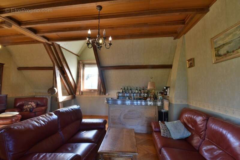 Maison à SAINT-AGNANT-DE-VERSILLAT