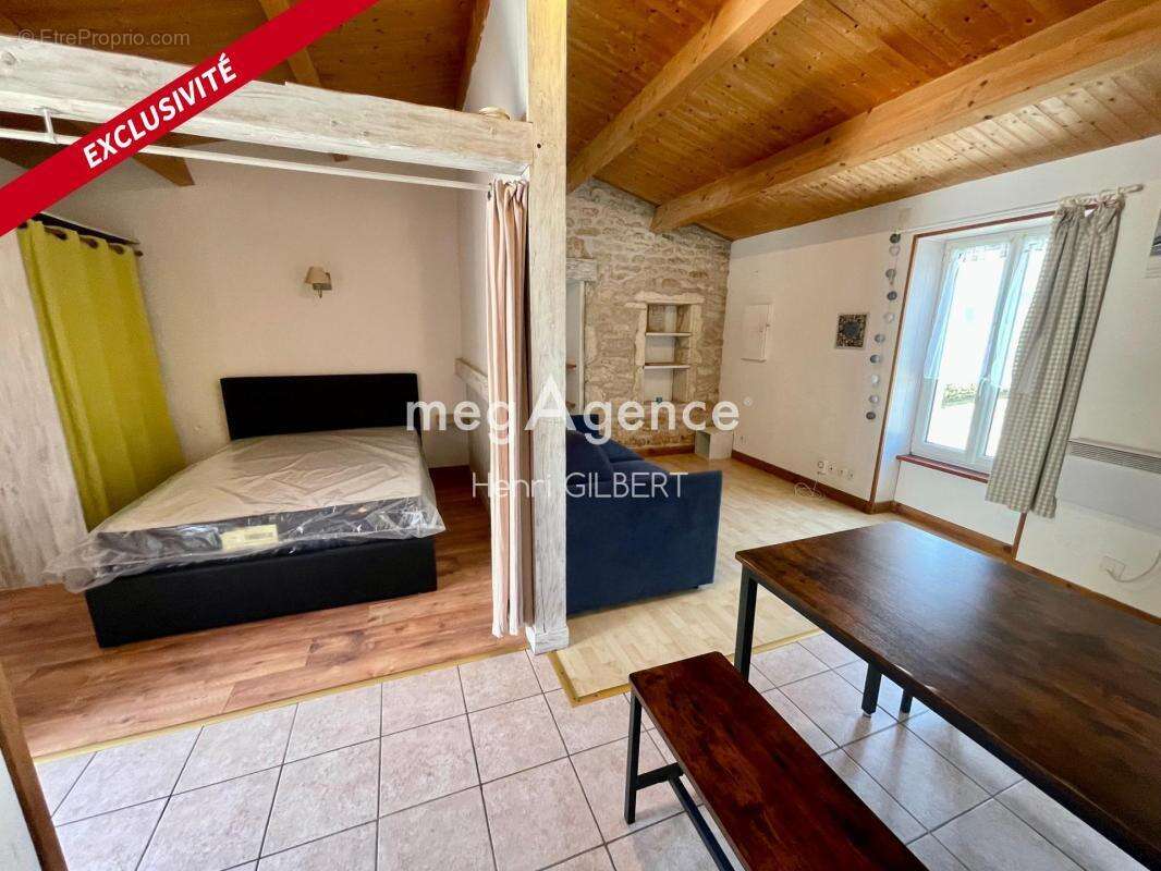 Studio / Coin Terrasse construit en pierre - RARE - photo 5