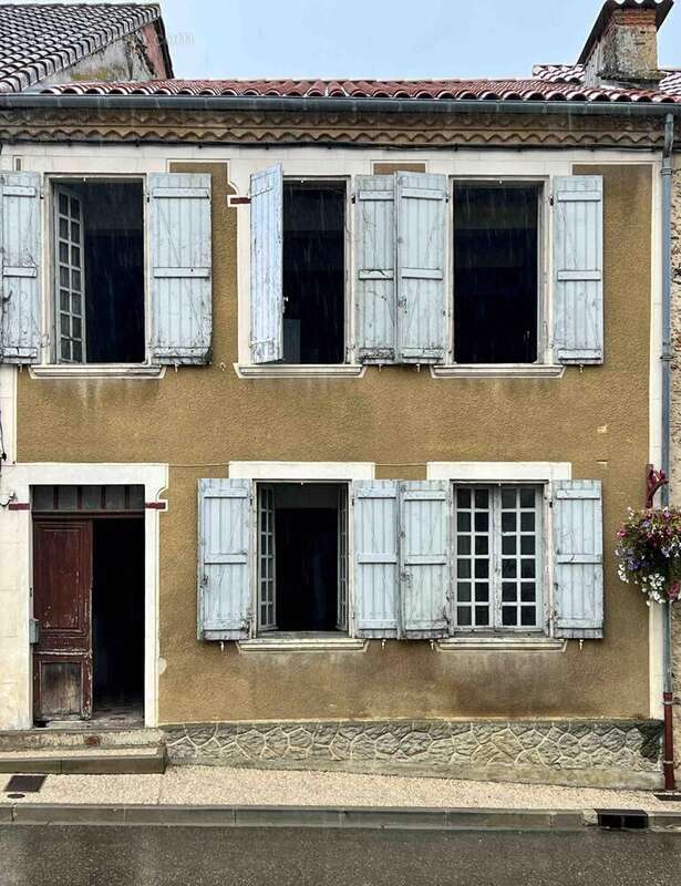 Maison à LE HOUGA