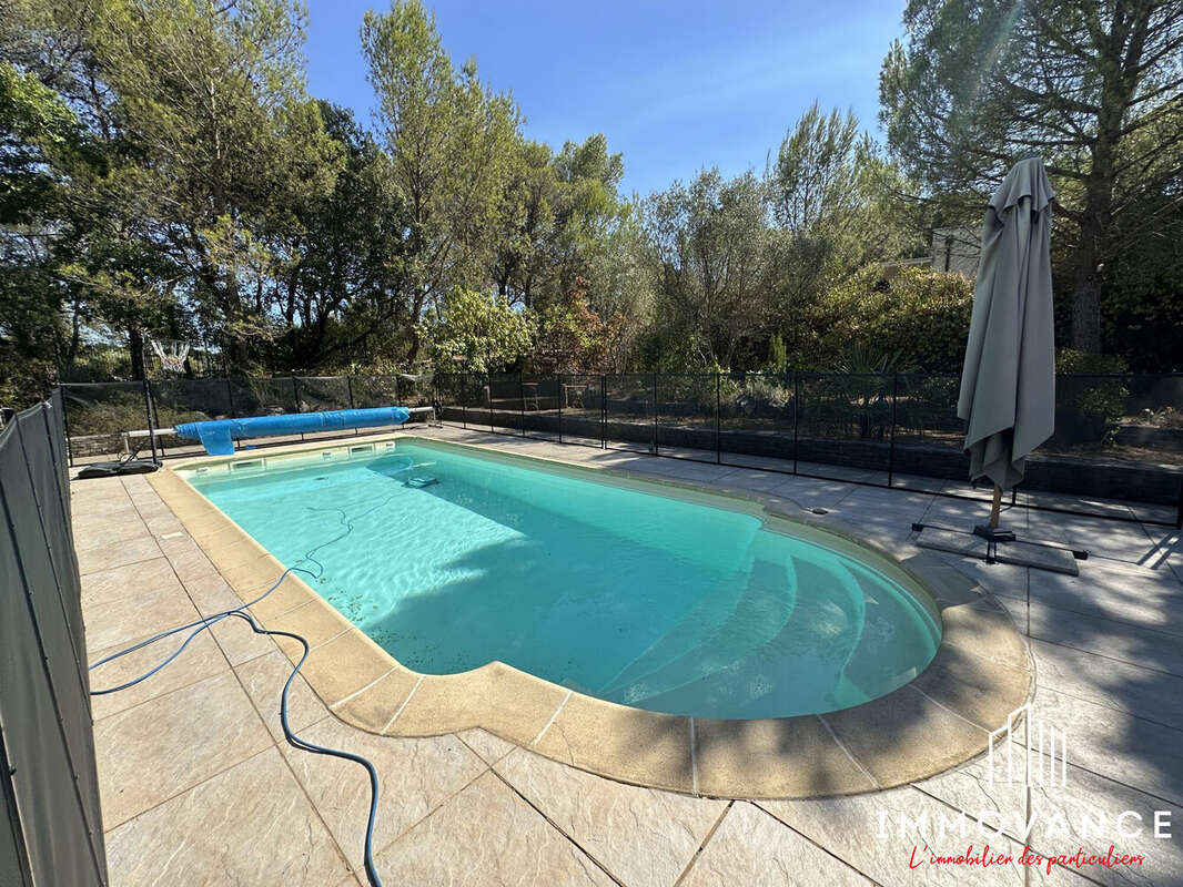 Maison à SAINT-JEAN-DE-CUCULLES