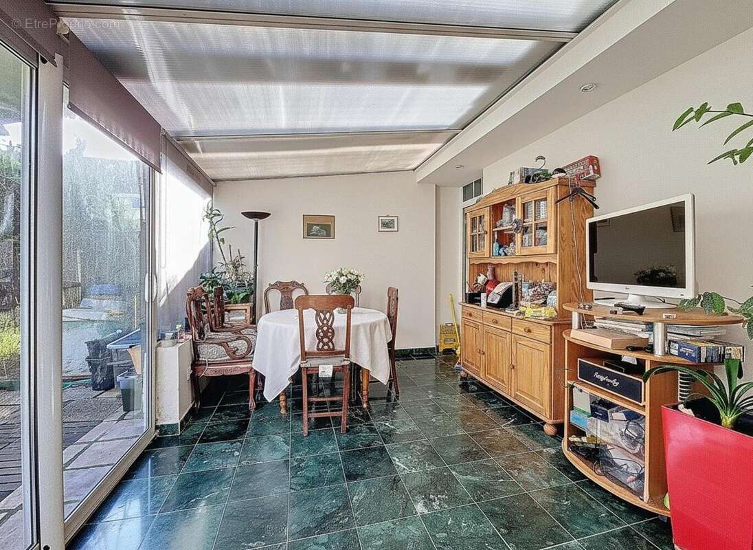 Photo 2 - Maison à PONTAULT-COMBAULT