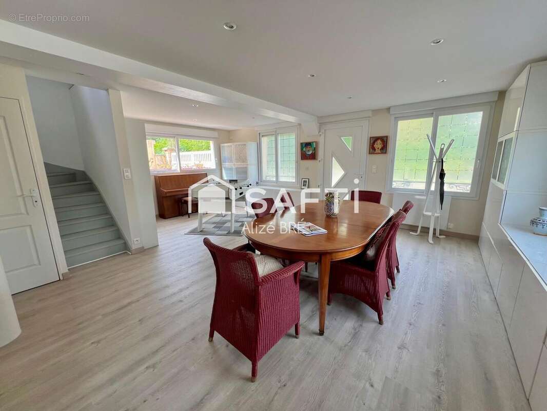 Maison 122 m² à Pleumeur-Gautier  - photo 4