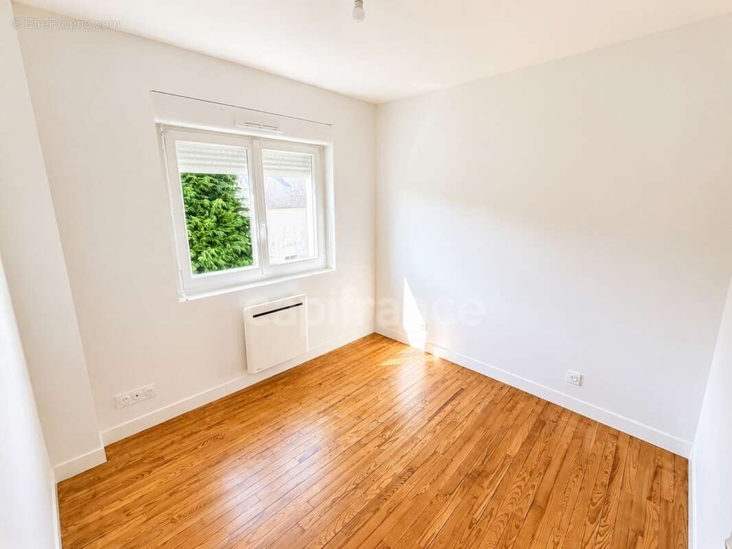 Maison à vendre 6 pièces CARHAIX PLOUGUER (29) DPE C - photo 10