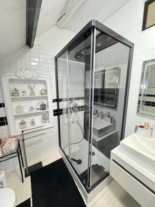 Maison briarde de charme – 146 m² – dépendances – terrain 1 350 m² – calme absolu - photo 11