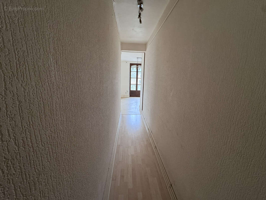 Immeuble avec 2 entrêes indépendantes - photo 11