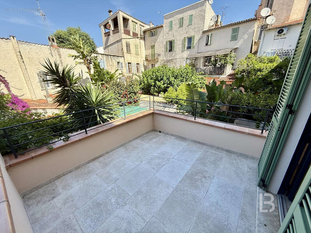 Appartement à ANTIBES