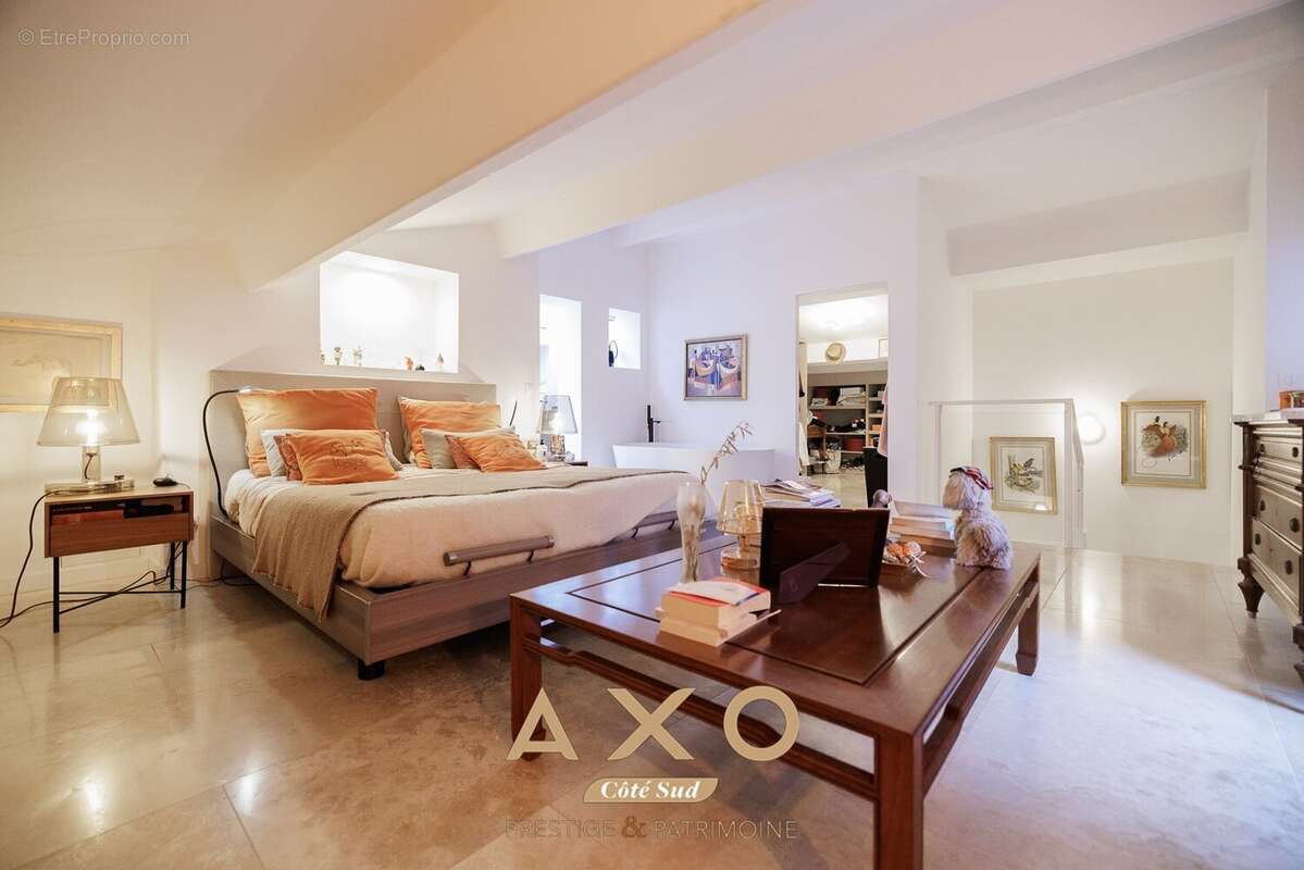 Appartement à AIX-EN-PROVENCE