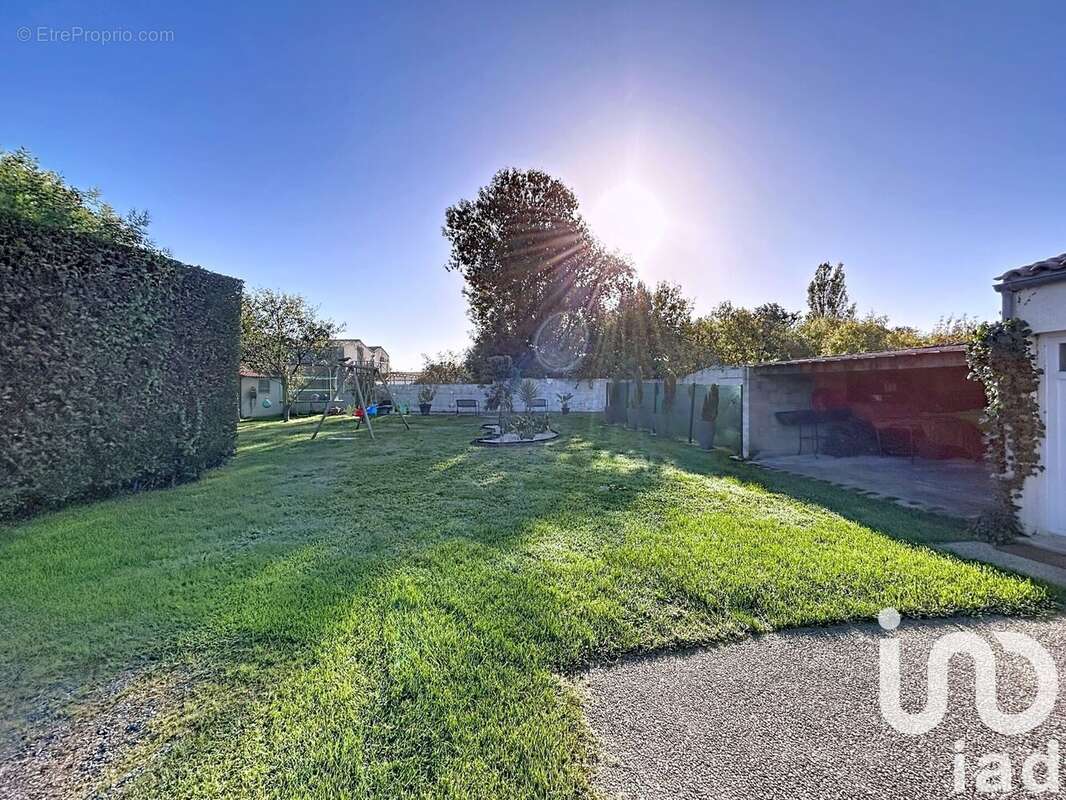 Photo 4 - Maison à YVES