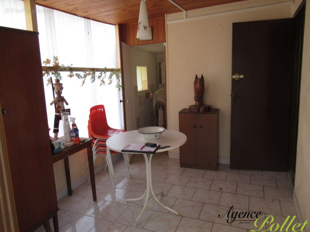 Terrain à VAILLY-SUR-SAULDRE