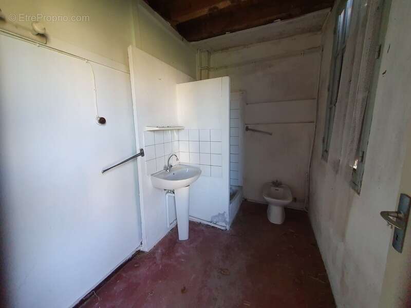 Maison à VILLENEUVE-DE-MARSAN