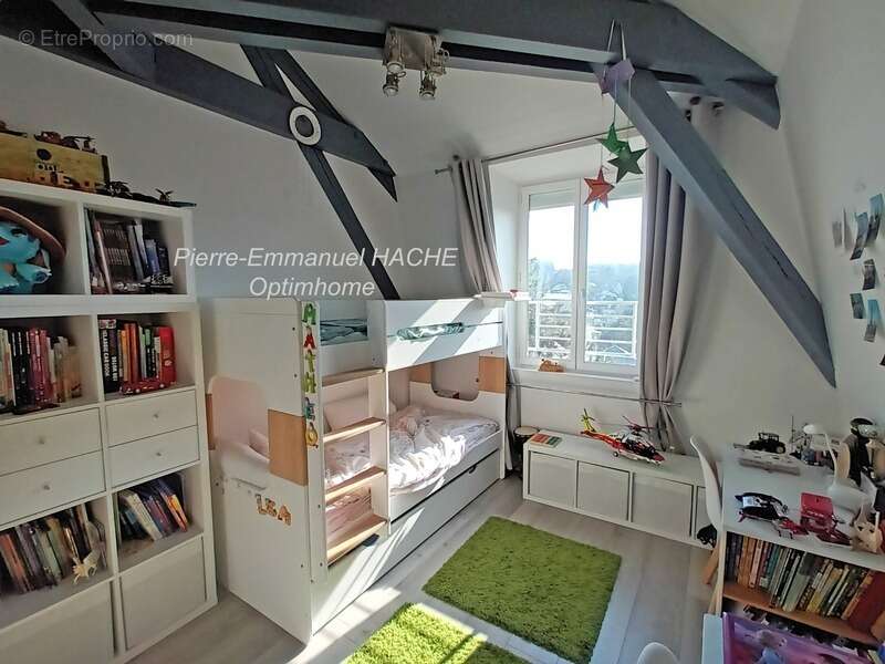 Appartement à MAREIL-MARLY