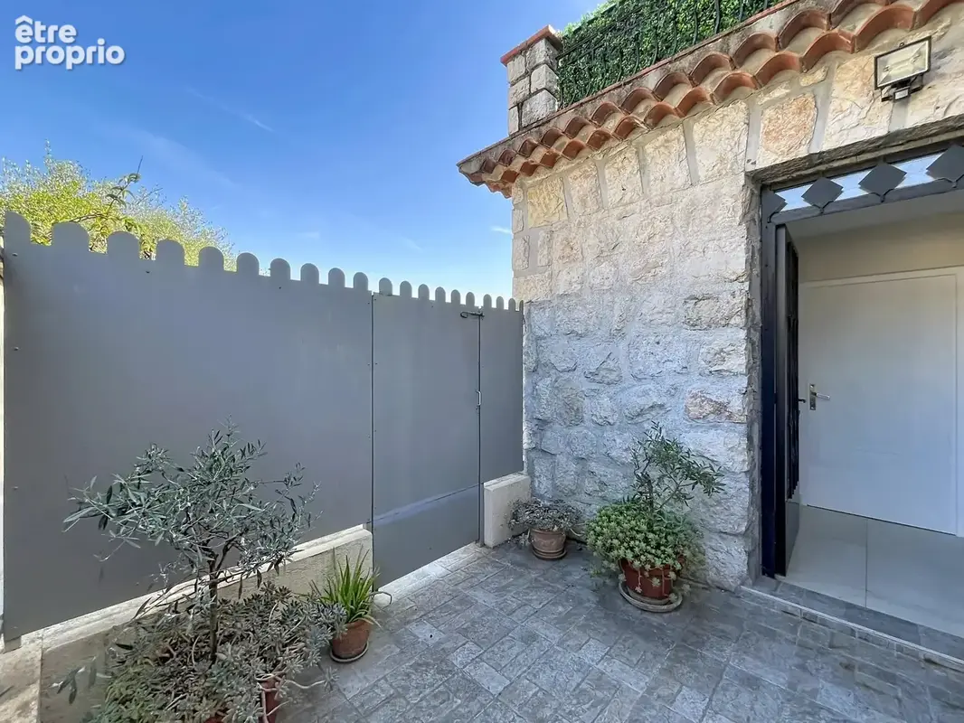Nice Rimiez - Studio  31 m2 - terrasse - jardin - parking - photo 9