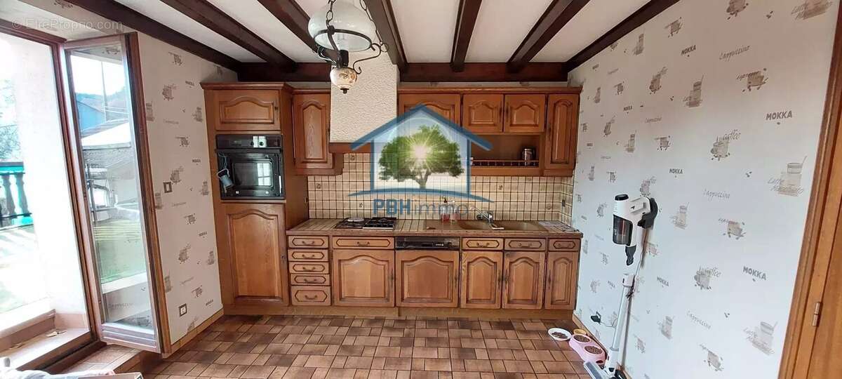 Maison à FRESSE-SUR-MOSELLE