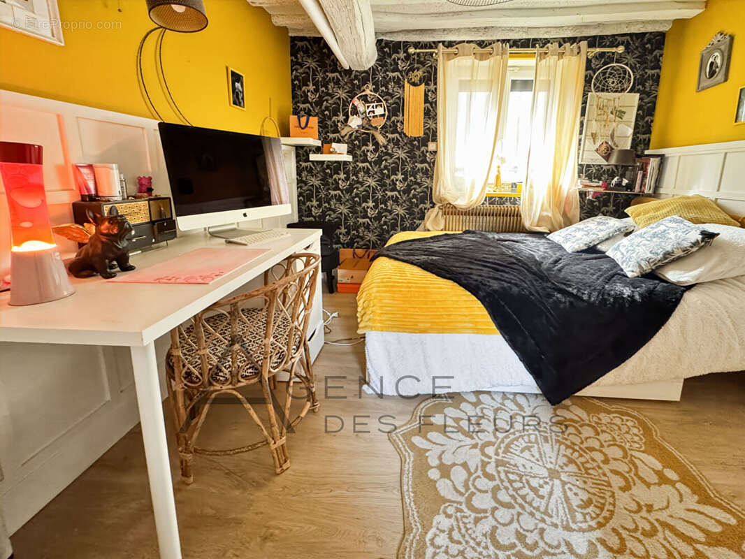 Maison à TOURVILLE-LA-RIVIERE