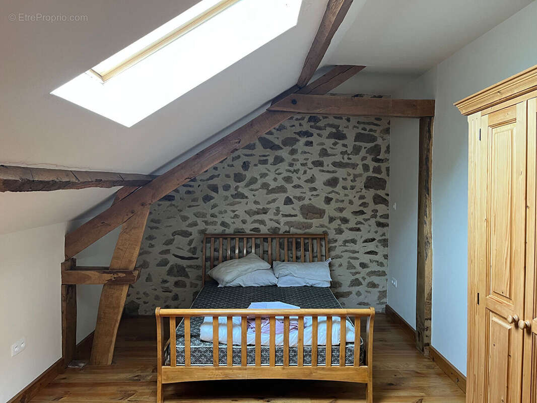 Maison à DOMPS