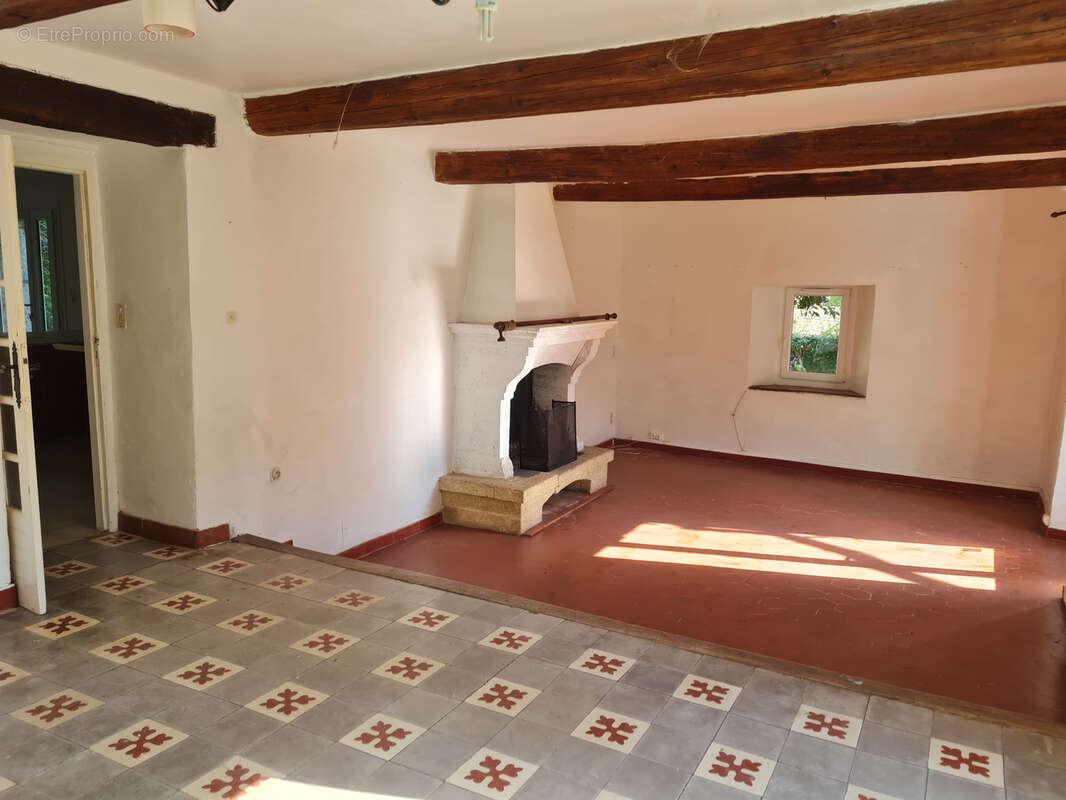 Maison à GENERARGUES