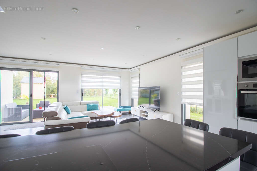 Maison à SEICHES-SUR-LE-LOIR