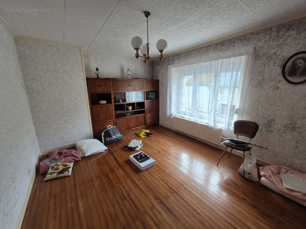 Maison à LOGNY-BOGNY