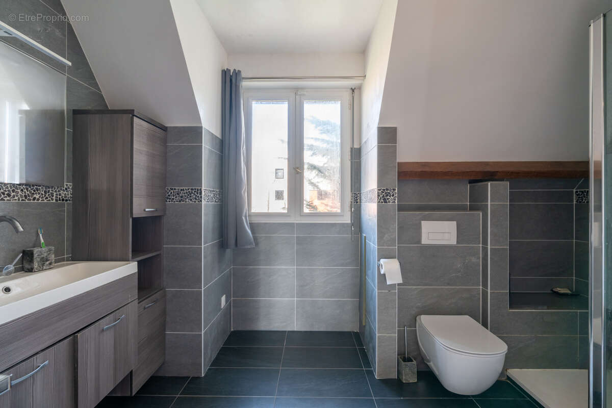 Maison à LE VESINET