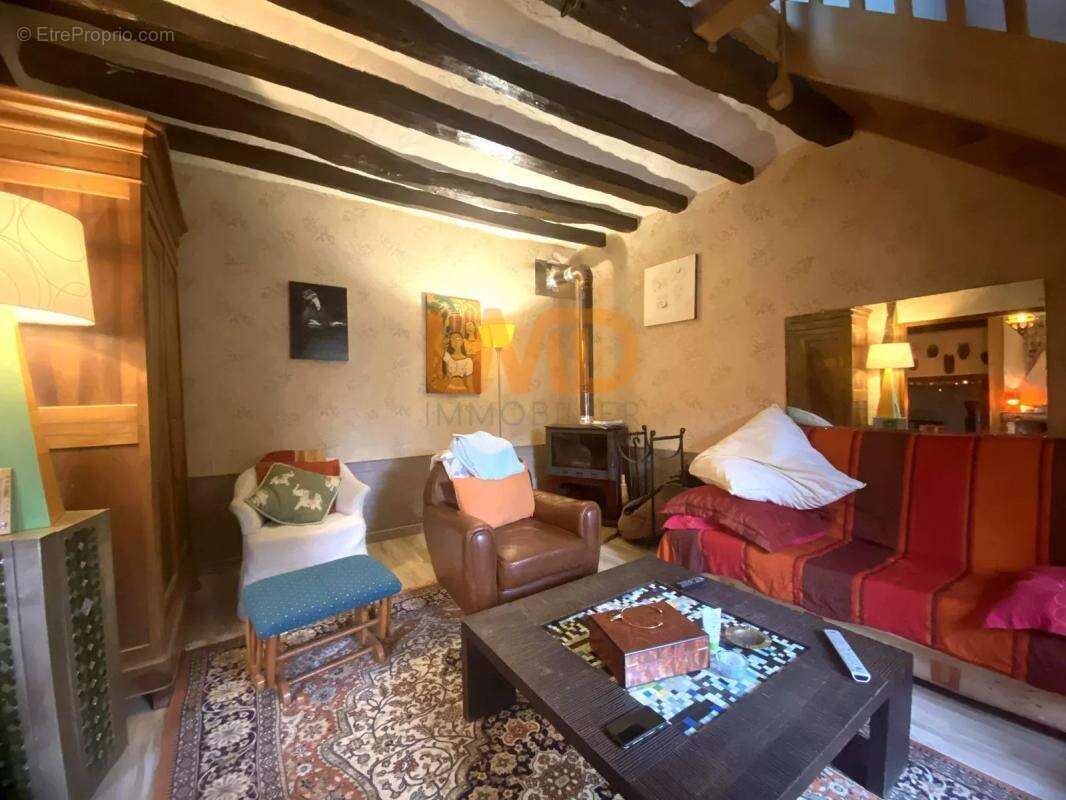 Maison à SOUDAY