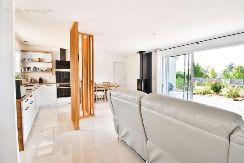 Minzac (Dordogne) maison plain pied 3  chambres + garage et jardin - photo 10