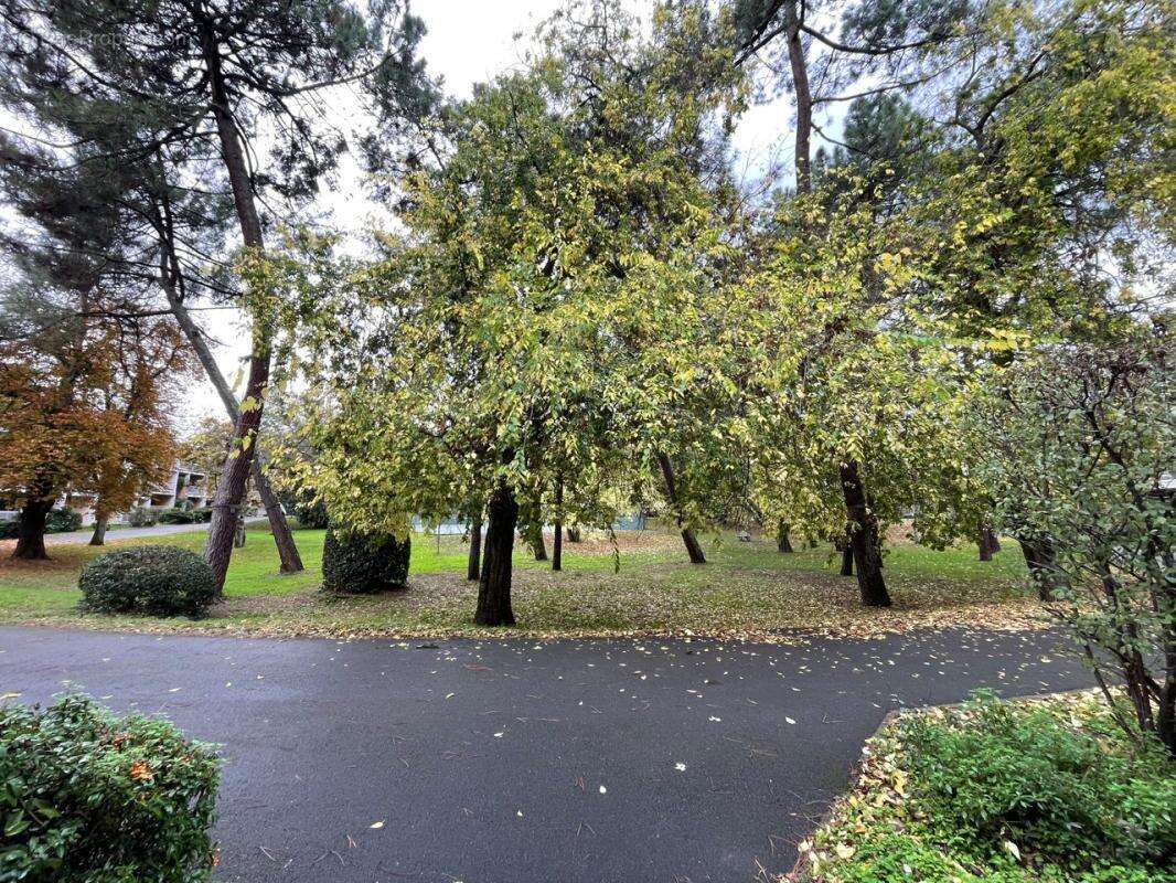 Appartement à LE BOUSCAT