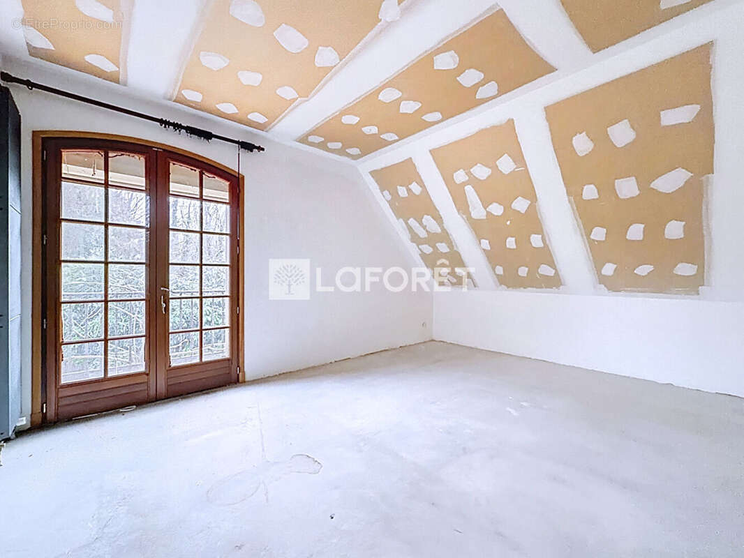 Maison à NOGENT-LE-PHAYE