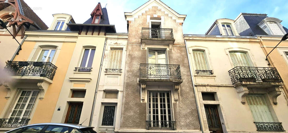 Maison à VICHY