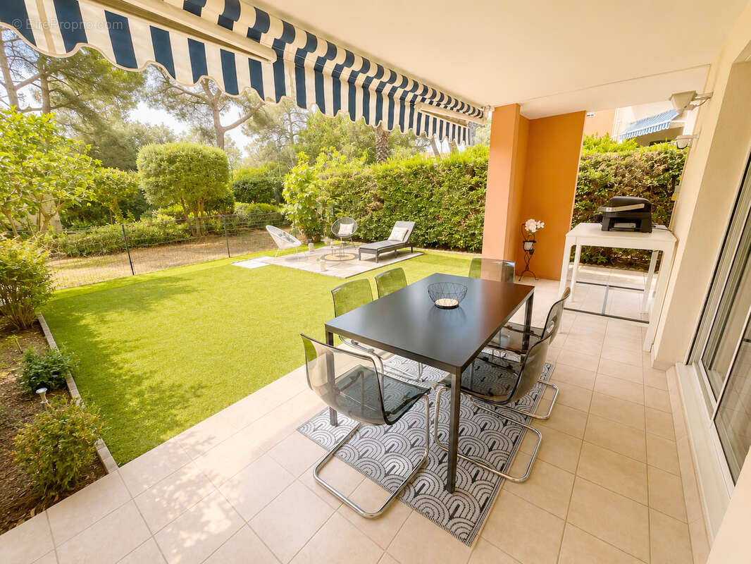 Appartement T3 en rez de jardin de 62 m2 + garage dans résidence de standing - photo 2