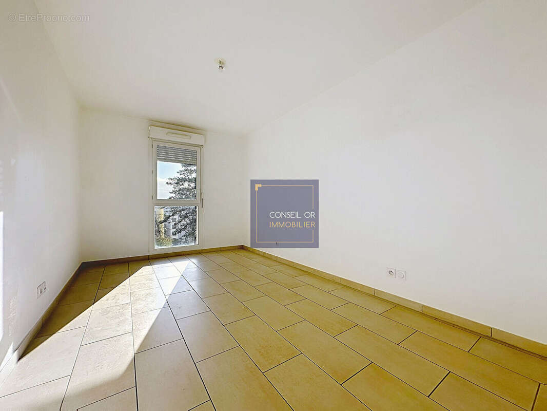 Appartement à VERNAISON