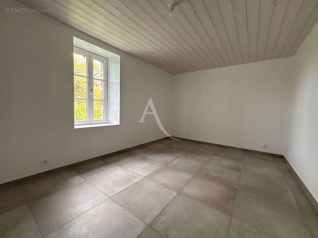 Maison à LE BERNARD