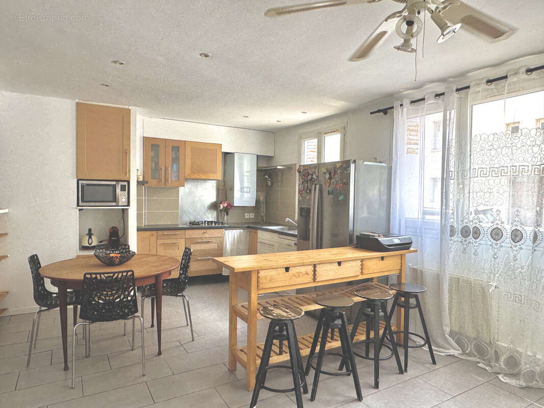 Appartement à MARSEILLE-8E