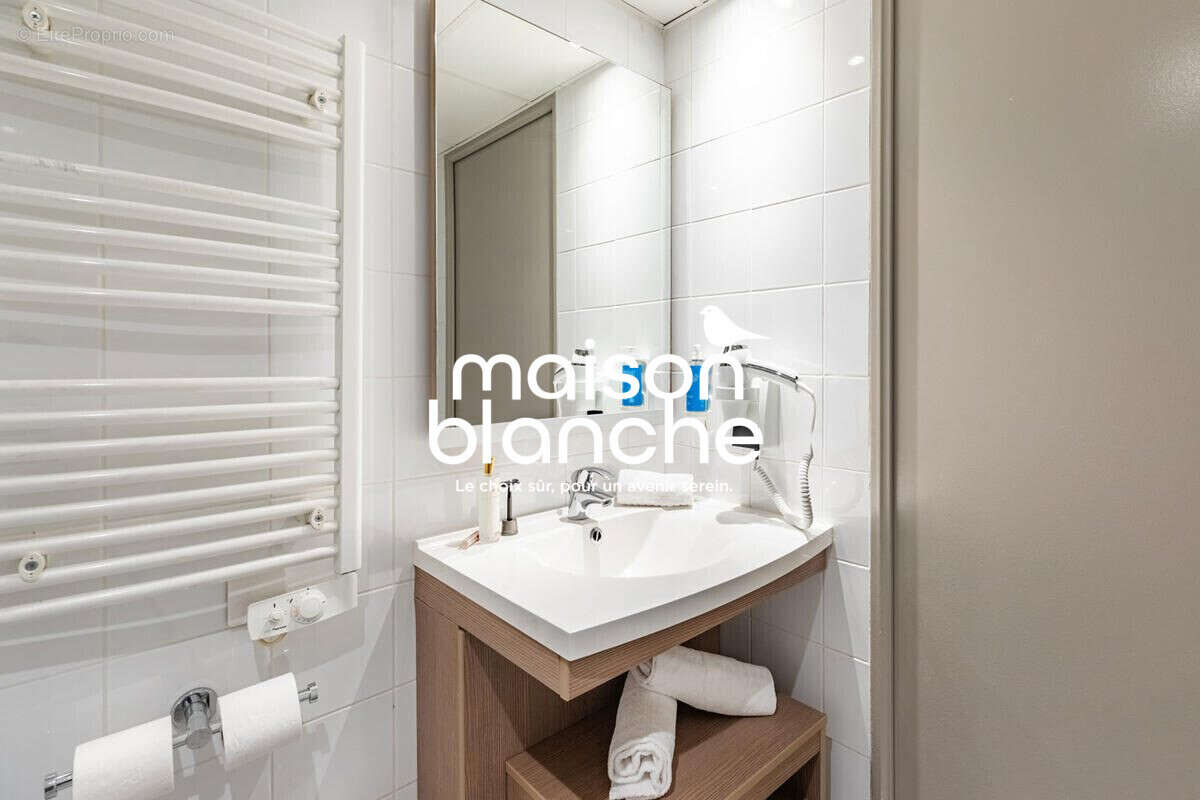Appartement à MARSEILLE-2E