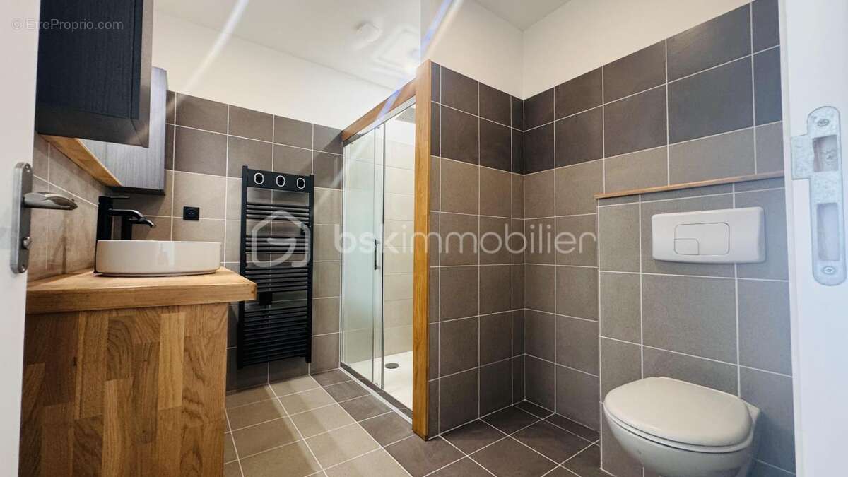 Plain-pied bois 100 m² – 3 chambres – Terrasse & jardin – Proche Rance - photo 7