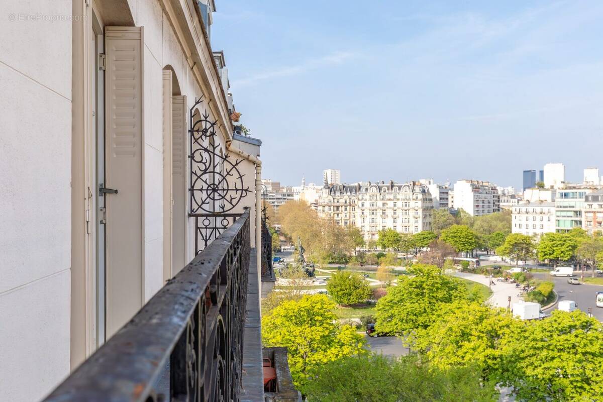 Appartement à PARIS-12E