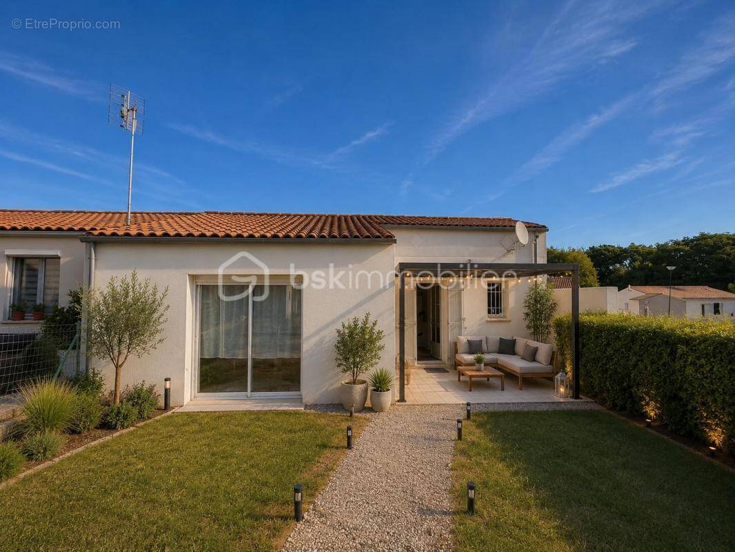 Maison à ARCES