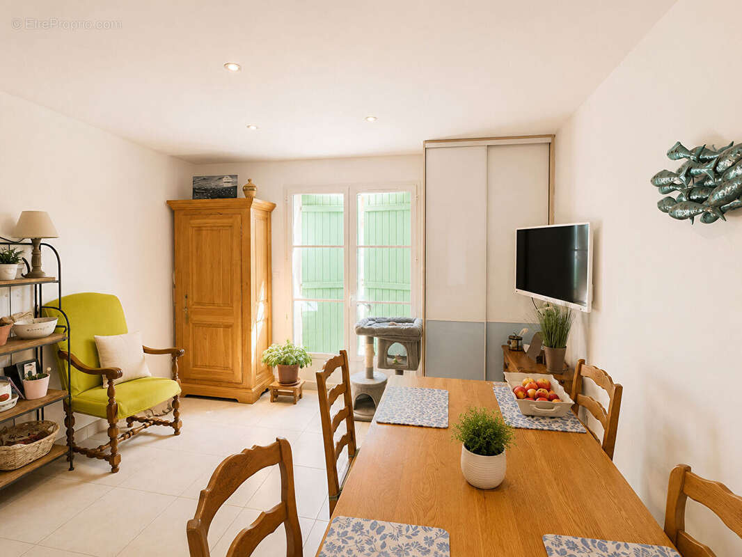 Appartement à SAINT-LEU-D'ESSERENT