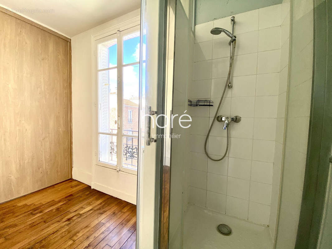 Appartement à CLICHY