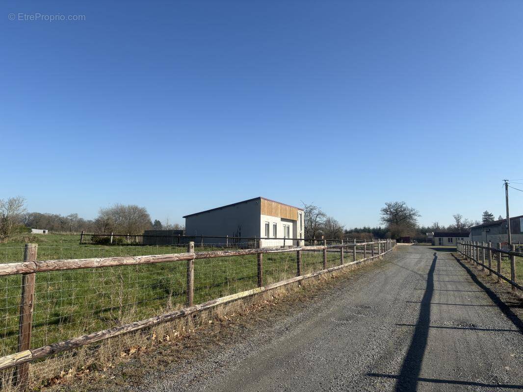 Maison à PONT-HEBERT