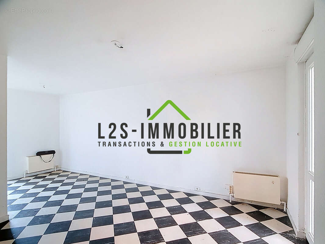 Maison à BOUFFEMONT