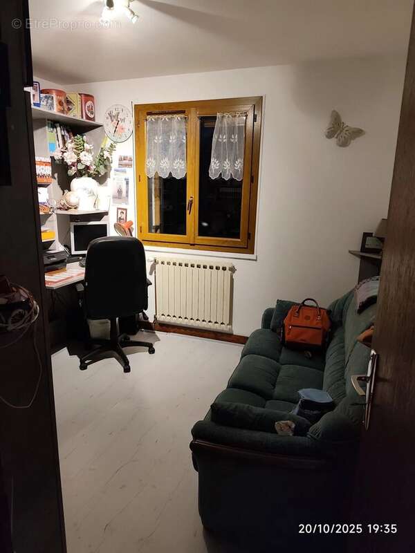 Maison à LEGUILLAC-DE-L&#039;AUCHE